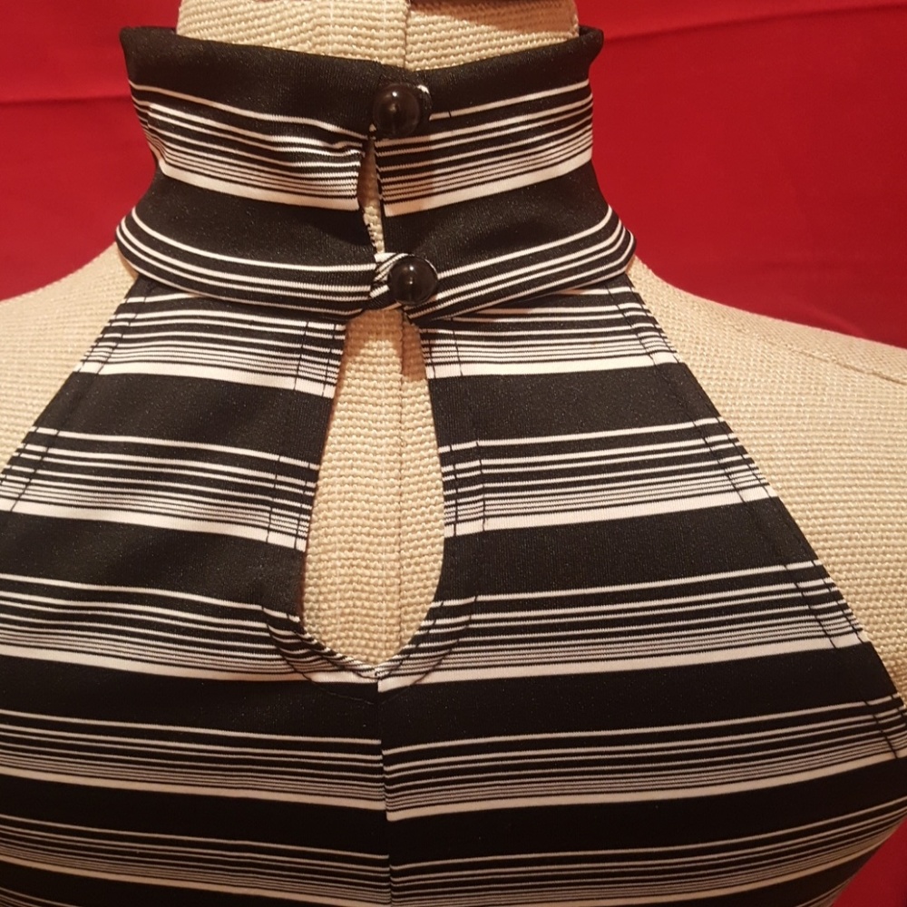 Lady Top - Picture 4 of 5